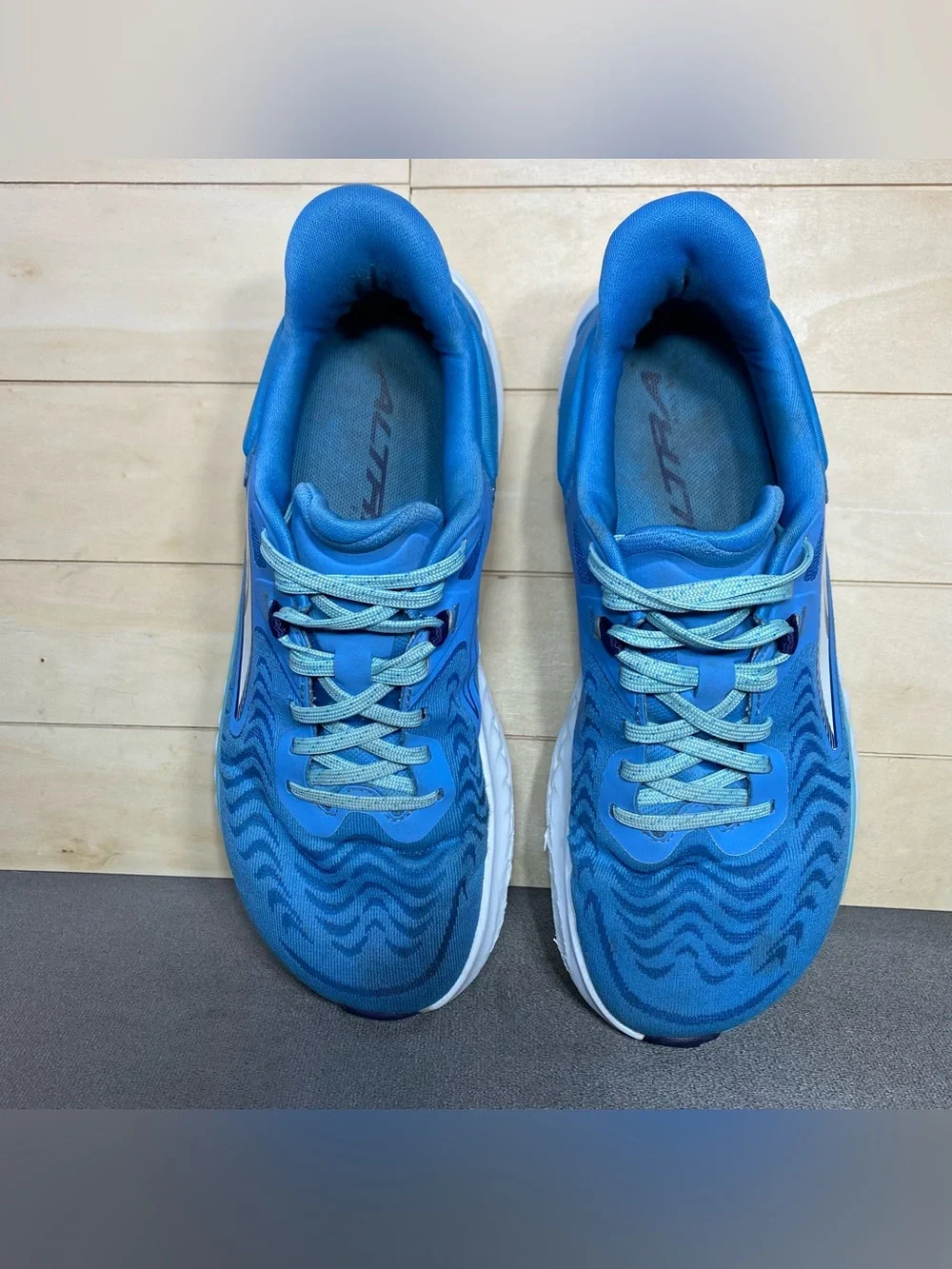 Altra Torin 7 Blue White Women's Size 8 Running Shoes Sneakers EgoMax
